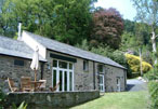 Yr Hen Stablau, Pantlludw, Machynlleth